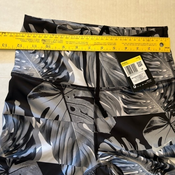 Nike Fast Crop Running Tight form fitting Leggings back zip pocket NWT Sz-S. U6 - Picture 8 of 12